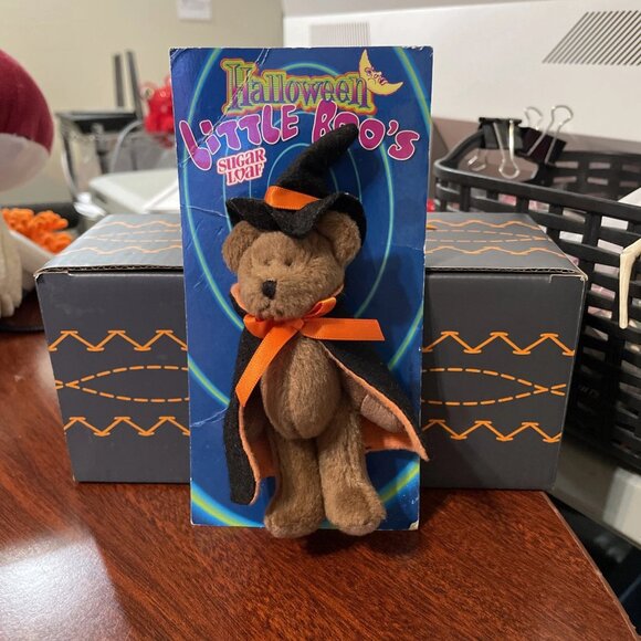 Sugar Loaf Halloween Little Boo's Small Plush Teddy Bear Dressed As A Witch - Picture 1 of 2